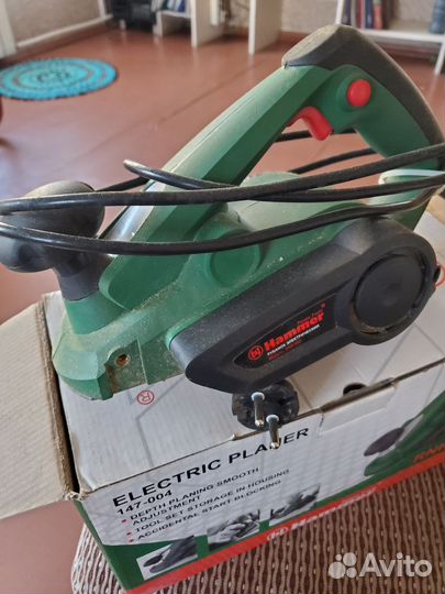 Рубанок электрический