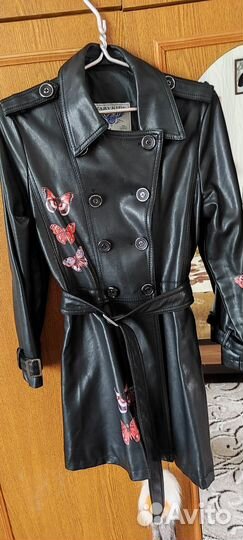 Плащ для девочки 134 140