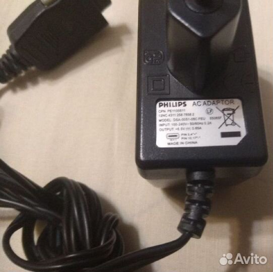 Зарядное устройство Samsung atadm10EBE