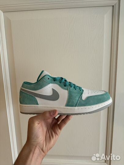Jordan 1 Low New Emerald
