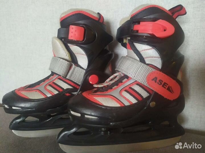 Коньки детские раздвижные 26-30