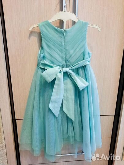 Платье нарядное 98р