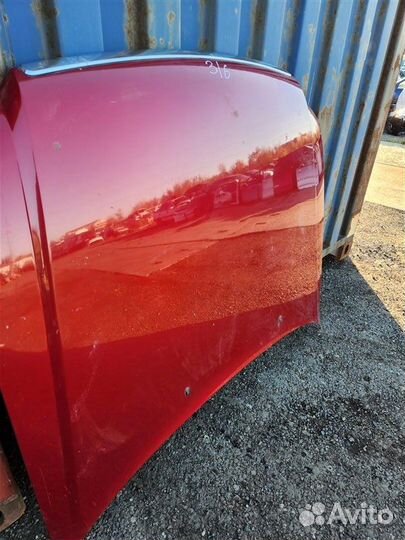 Капот Ford Explorer 4 AT 2008