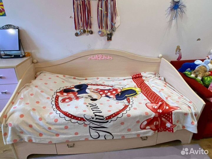 Кровать для девочки девушки