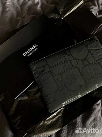 Косметичка Chanel новая миниатюры
