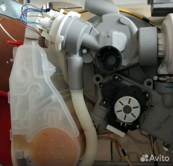 Мастер по ремонту посудомоечных машин