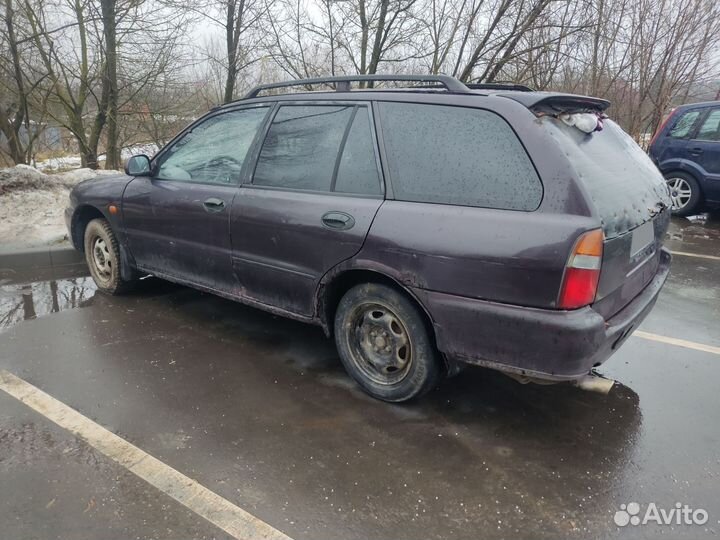 Mitsubishi Lancer 1.6 МТ, 1993, 100 000 км