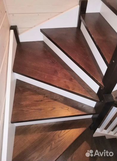 Лестницы на монокосоуре