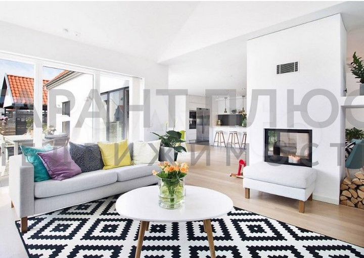 Коттедж 240 м² на участке 4,5 сот.