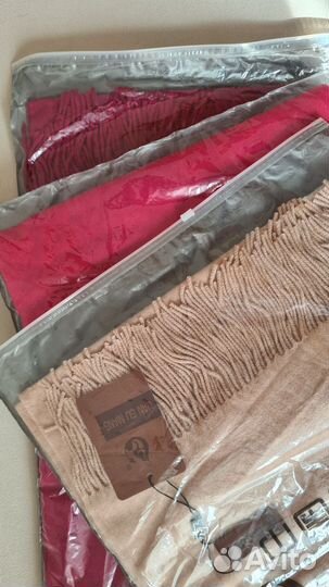 Палантин бежевый