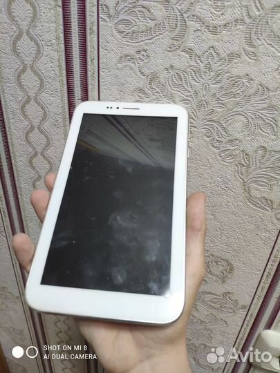 HONOR 9, 4/64 ГБ
