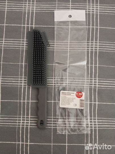 Силиконовая щетка