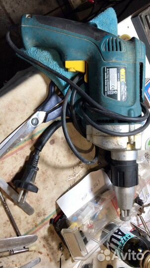 Дрель шуруповерт