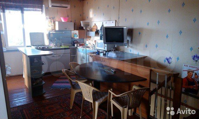 Дом 1000 м² на участке 1 сот.