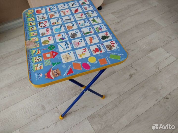 Детский стол