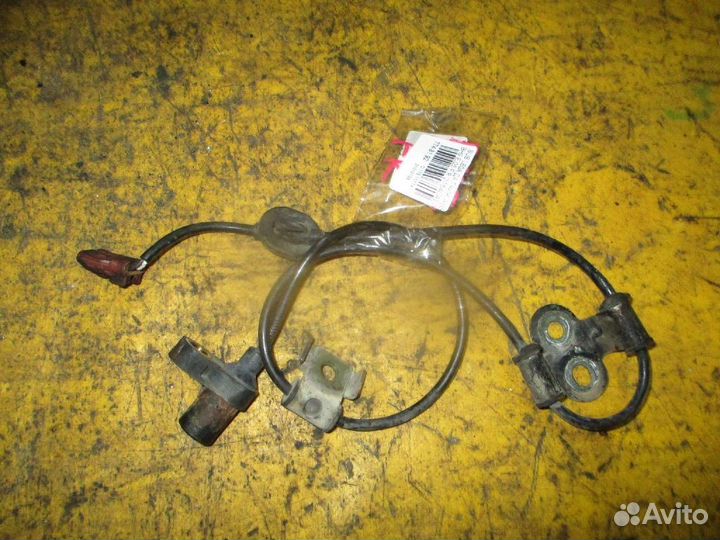 Датчик ABS Subaru Legacy lancaster BH9 (Переднее Правое)