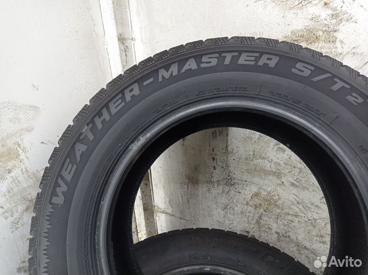 Cooper Weather-Master S/T 2 215/65 R16 98T
