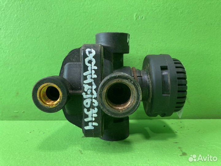 Ускорительный клапан MAN TGA