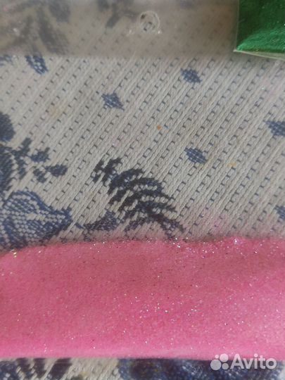 Бархатный песок или блестки для ногтевого сервиса