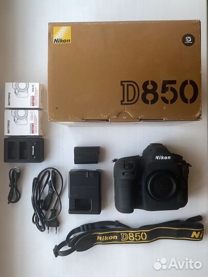 Nikon D850 (полный комлект с 3 объективами)