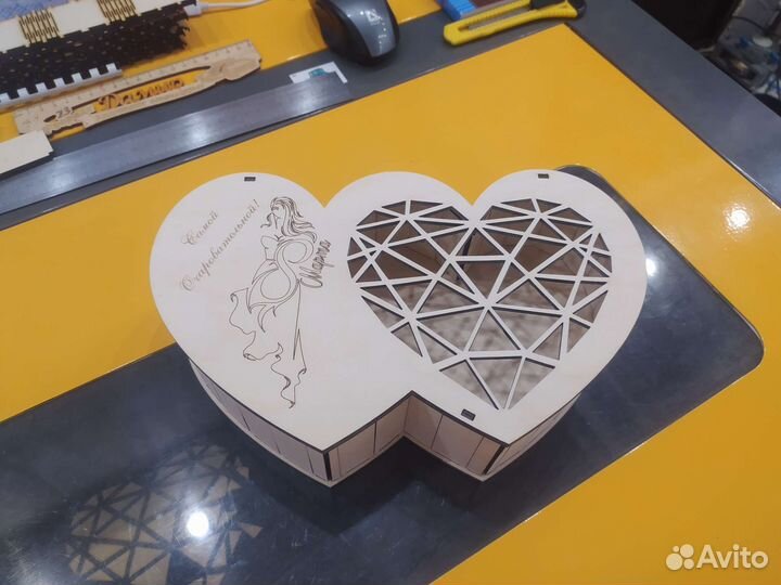 Коробка подарочная