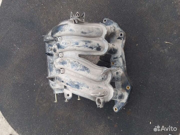 Пежо 206 впускной коллектор