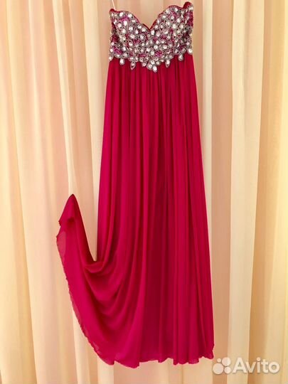 Вечернее нарядное платье