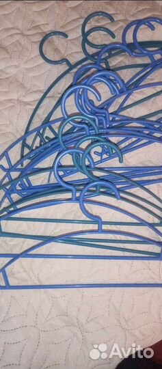 Плечики вешалка