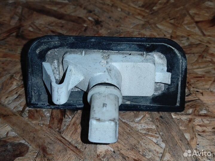 Подсветка номера Citroen Berlingo B9 1.6 2009