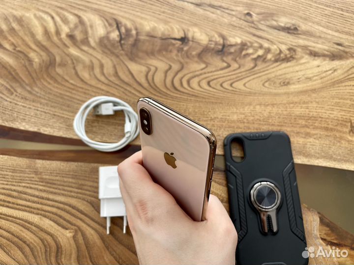 iPhone Xs, 64 ГБ