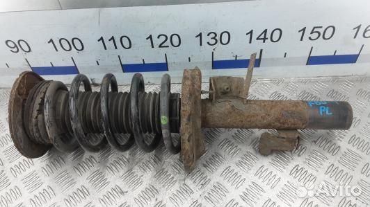 Стойка передняя левая volvo V70 3 (KBG04K501)