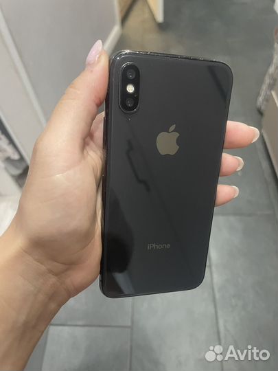 iPhone X, 64 ГБ