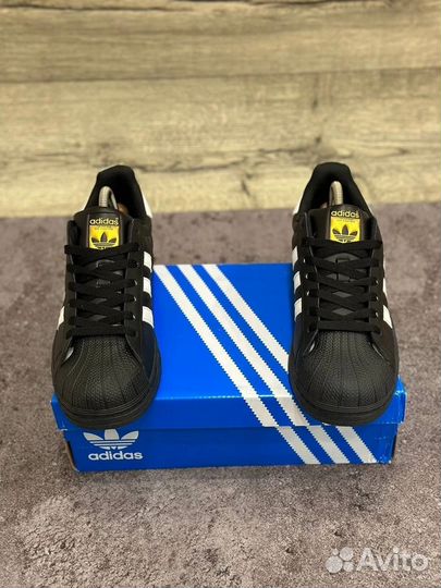 Кроссовки adidas superstar