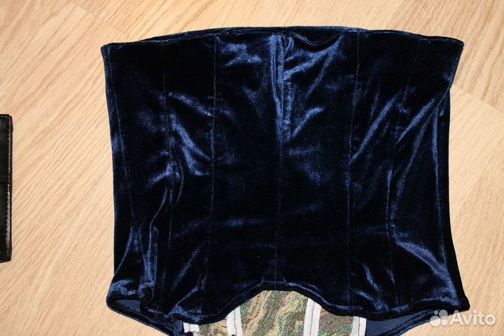 Корсет гобеленовый