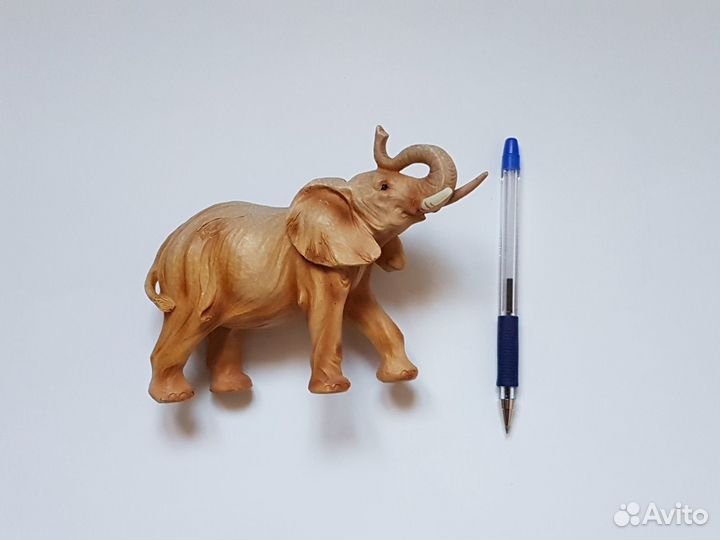 Статуэтка Слон