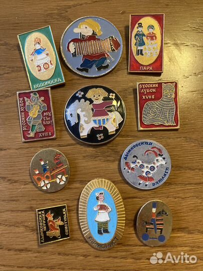 Детские значки и брошки СССР