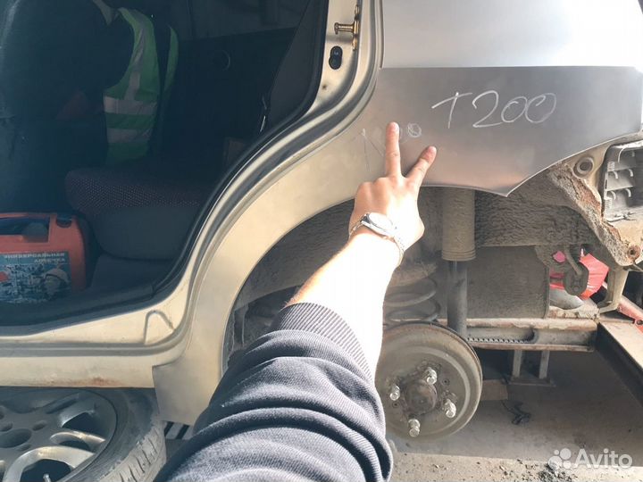 Chevrolet Aveo T200 арка заднего крыла правая