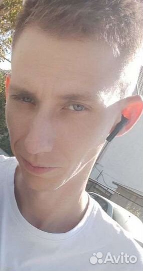 Управляющий, менеджер, кладовщик