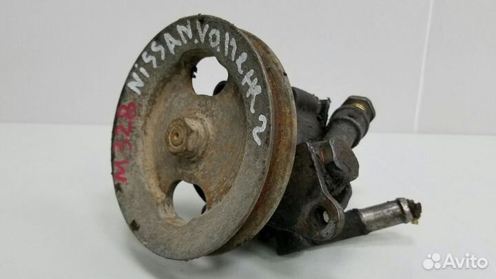Насос гура гидроусилителя руля Nissan Vanette 2
