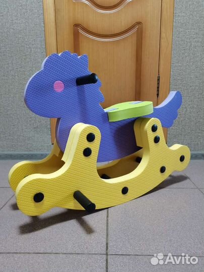 Качалка лошадь