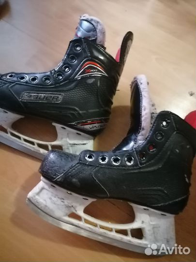Хоккейные коньки bauer vapor