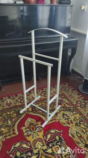 Вешалка напольная