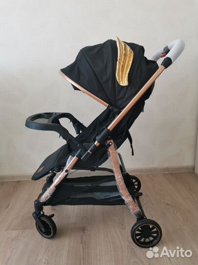 Прогулочная коляска новая