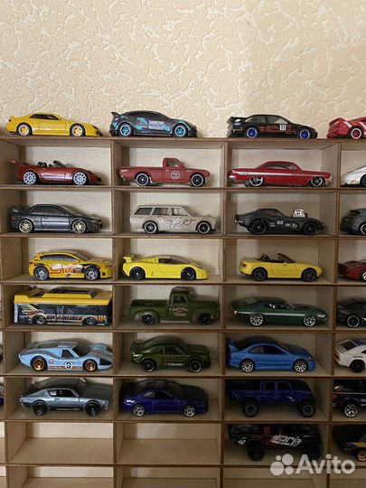 Hot wheels от 100р