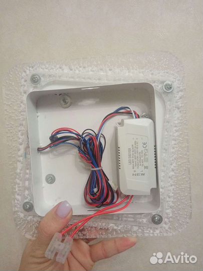 Светильник настенный светодиодный