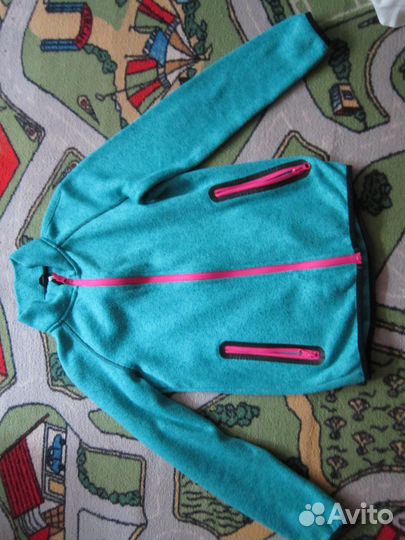 Кофточка на девочку 146 р, в отличном состоянии