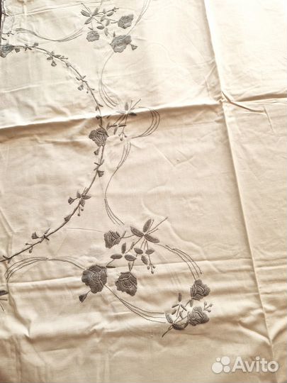 Скатерть с 8 салфетками Франция