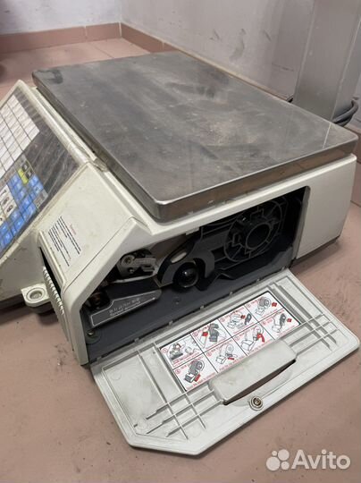 Весы торговые CAS