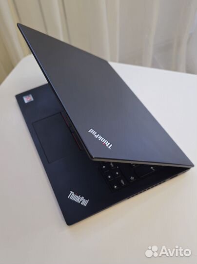 Thinkpad PRO 13 iPS /Ryzen 3 PRO /vega6 /Мощный