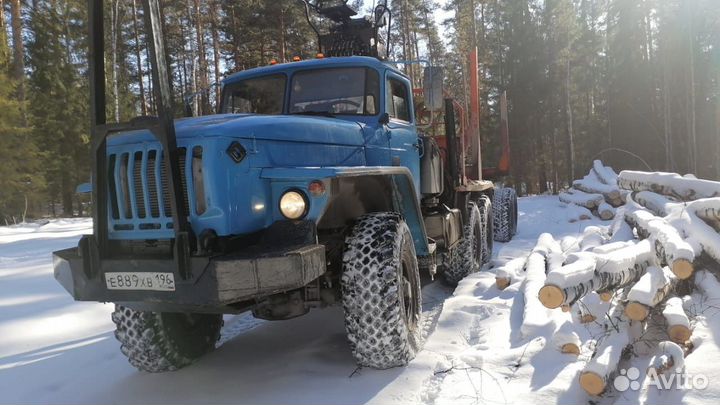 Водитель Лесовоза